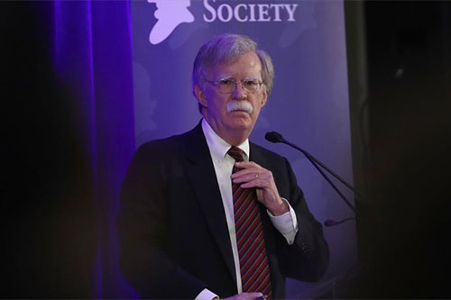 Europa y Hezbolá defienden a La Haya ante amenazas de EEUU